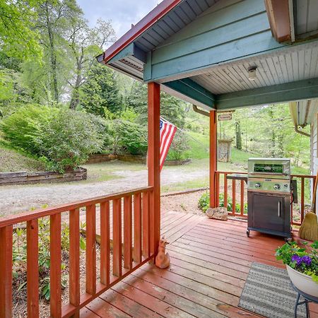 Quaint Blue Ridge Cabin Rental With On-Site Stream! Sparta المظهر الخارجي الصورة