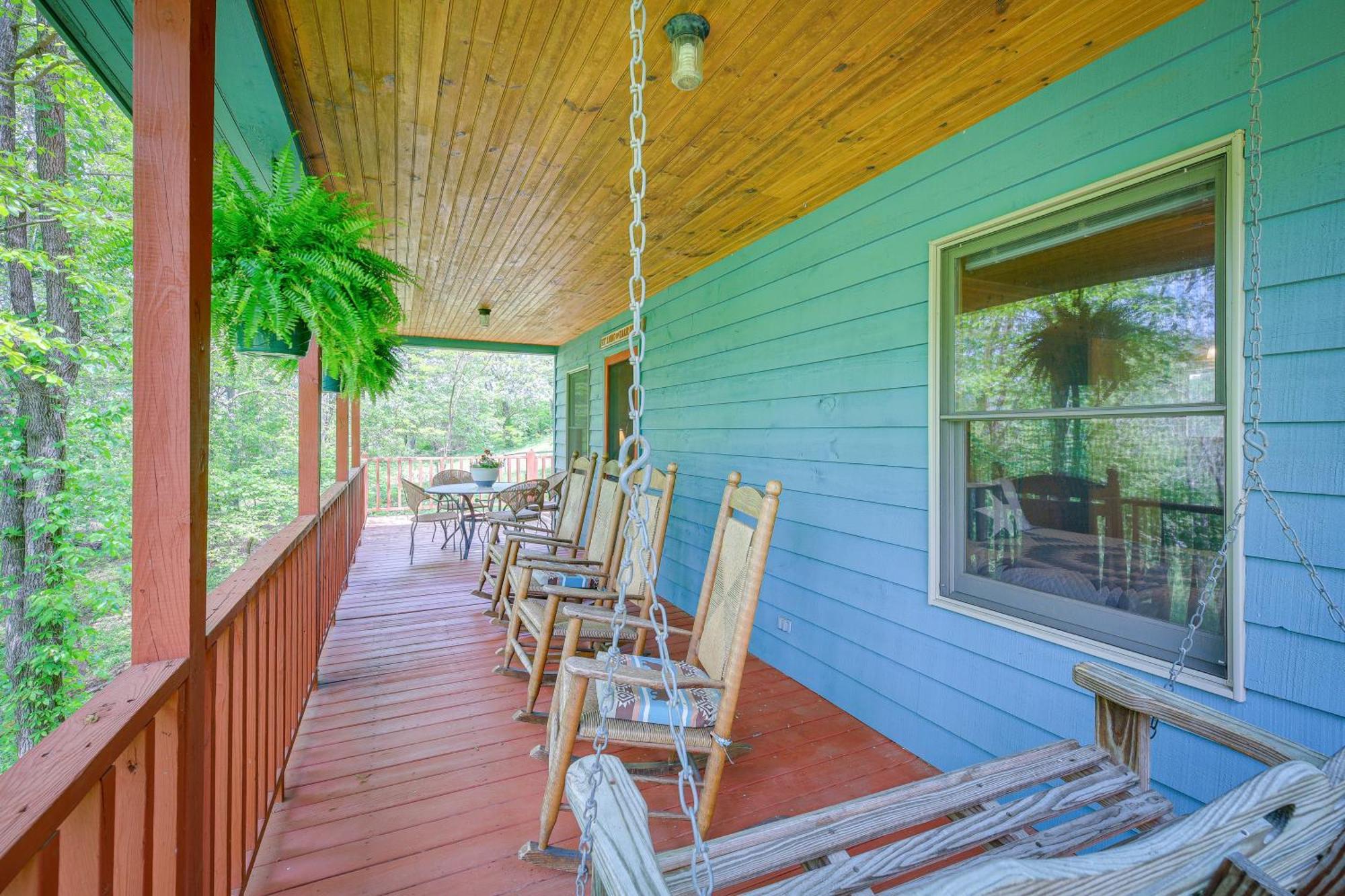 Quaint Blue Ridge Cabin Rental With On-Site Stream! Sparta المظهر الخارجي الصورة